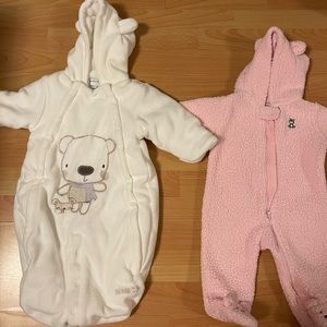 Baby winter coat/onesies 0-6 months